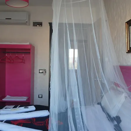 Aladam Bed & Breakfast *