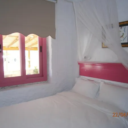 Aladam Bed & Breakfast *